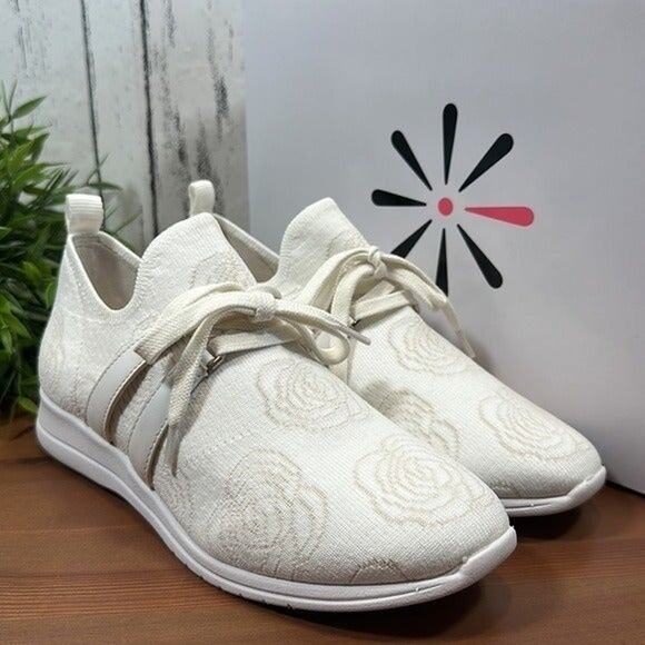 Isaac Mizrahi Live! Floral Stretch Fly Knit Sneaker Size 5 - Picture 4 of 11
